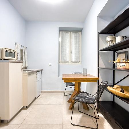 Bentzi...Boutique Apartment In Pangrati, Superior Suite أثينا المظهر الخارجي الصورة